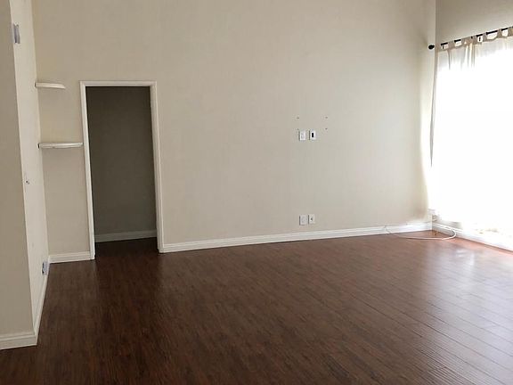3rd image of 1751 Brookshire Ave