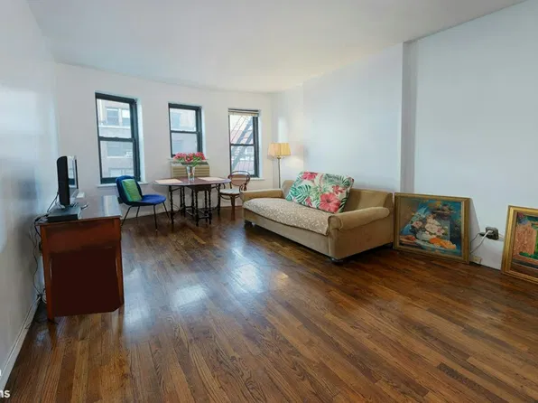 160 East 91st Street image 1 of 7