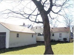 314 Miami Club Dr, Mishawaka, IN