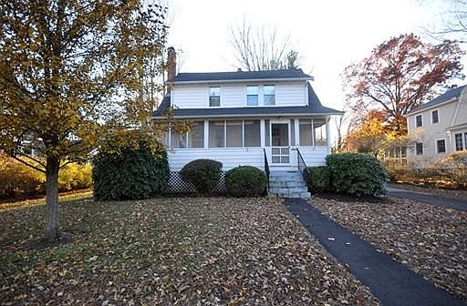 2nd image of 38 Reed St