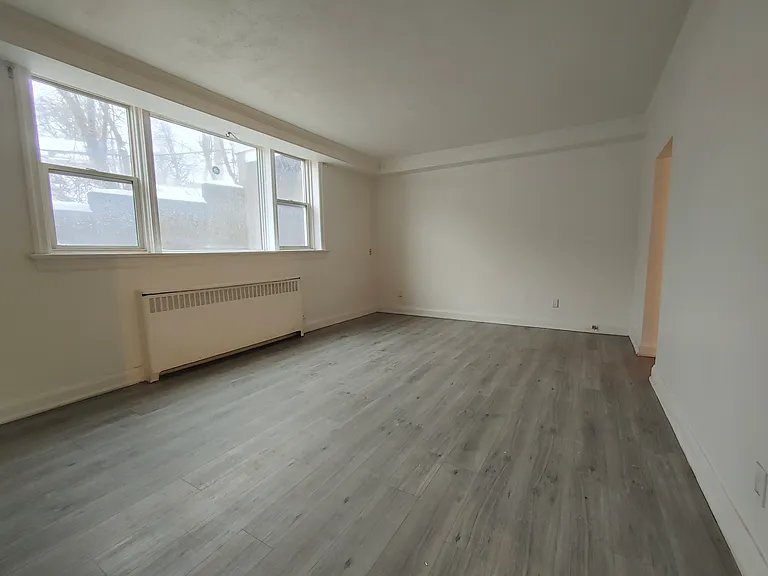 136 Weber St E #5 — Photo 6
