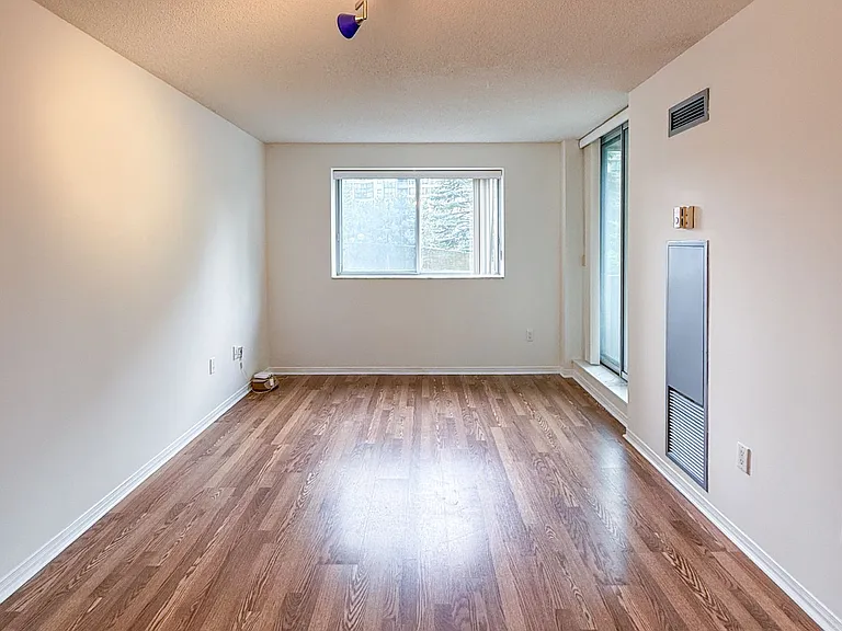 3 Pemberton Ave #206 — Photo 7