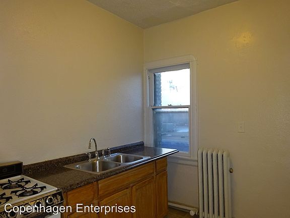 4th image of 2820 1st Ave S APT 19