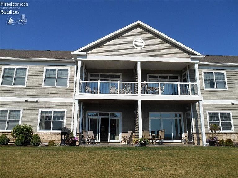1st image of 3137 N Beach Towne Ct