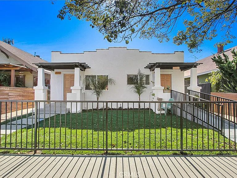 1st image of 2032 W 31st St #2034