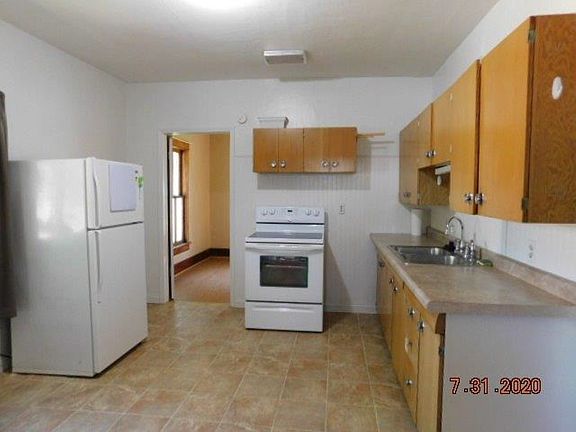 2nd image of 501 E 2nd St