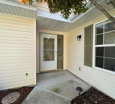 3rd image of 1981 Searl Ct