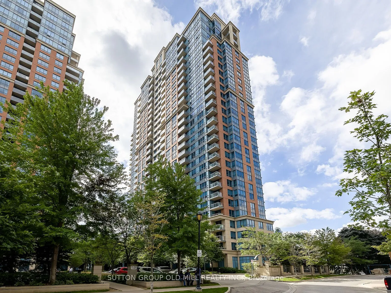 2 bed, $2,400 — Photo 1