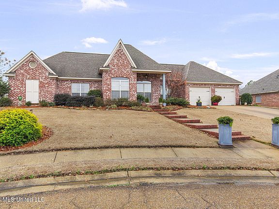 3rd image of 103 Bridge Hollow Ln