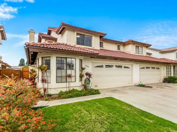2230 Village Center Dr, Encinitas, CA 92024