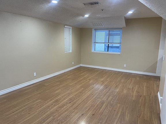 4th image of 1211 W Badillo St #12