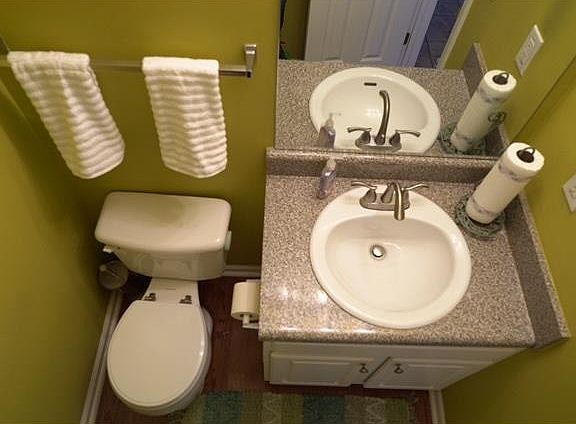 4th image of 3060 Lake Port Dr