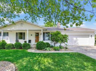 901 S Adams Pl, Mount Pleasant, IA 52641