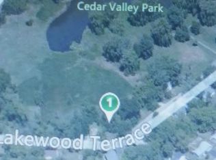 410 N Lakewood Ter, Round Lake, IL 60073
