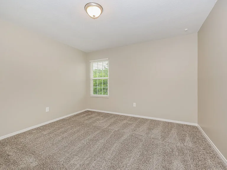 1102 Seven Oaks Blvd — Photo 15