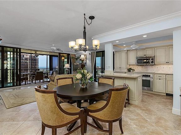 5th image of 26225 Hickory Blvd APT 7C