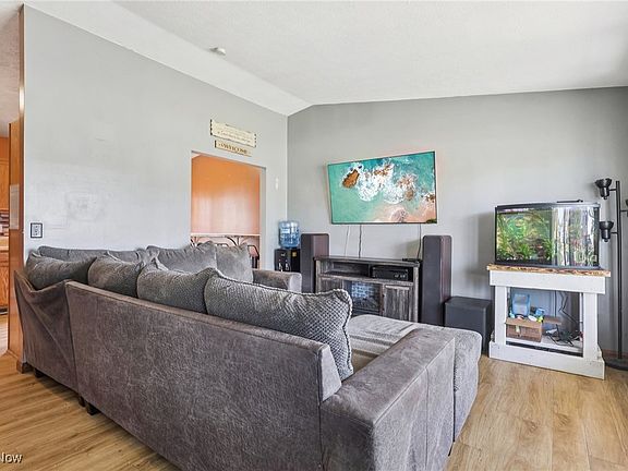 2nd image of 4719 Norfolk Ave