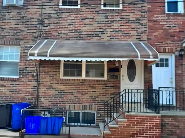 1648 S Taney St, Philadelphia, PA 19145