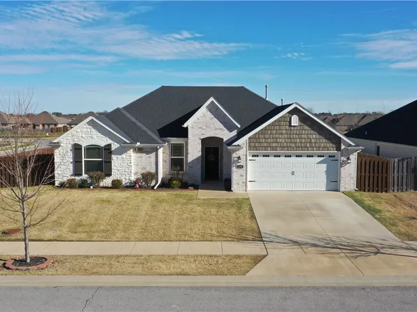 4394 W Barhem Dr, Fayetteville, AR 72704