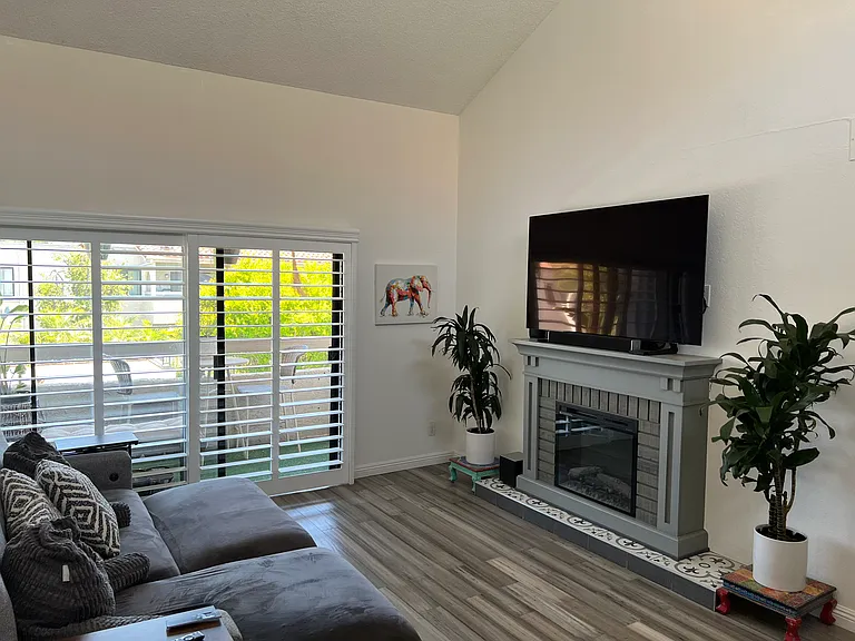 25035 Peachland Ave #276 — Photo 9