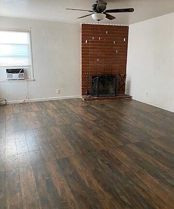 5th image of 1114 N Green Street