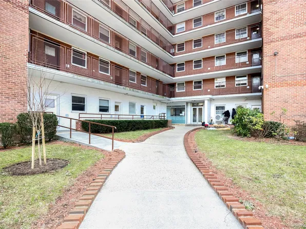 97-40 62nd Drive #9D, Rego Park, NY 11374