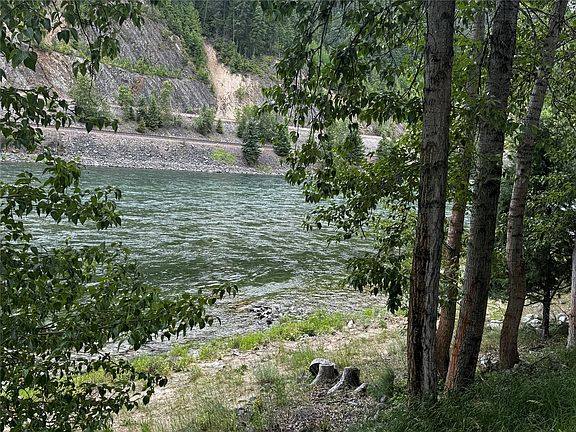 4th image of 6065 Kootenai River Rd