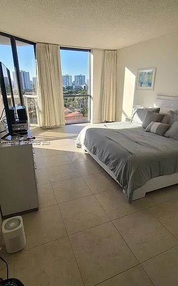 3600 Yacht Club Dr #1204 — Photo 23