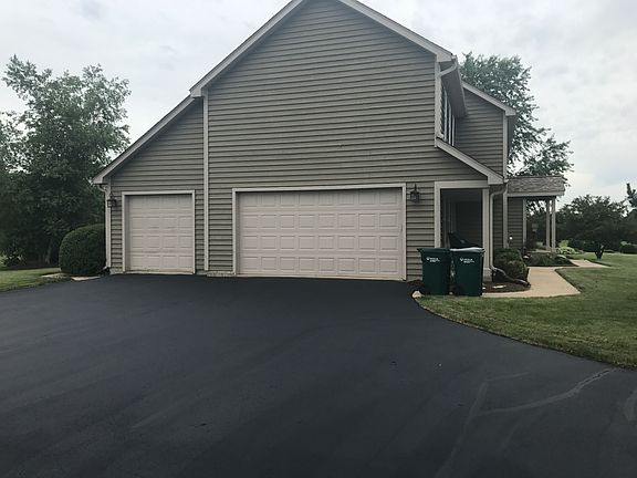 4th image of 37W614 Heritage Dr