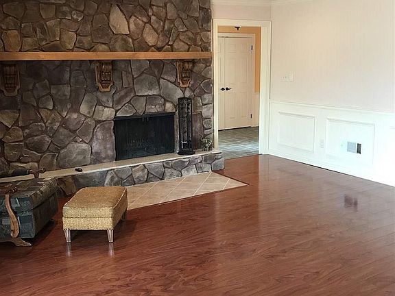 5th image of 8829 Maravilla Dr
