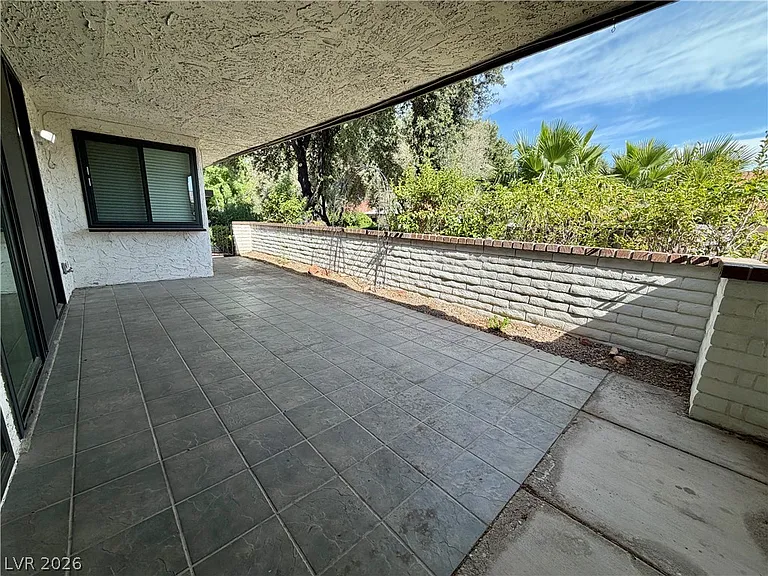 3130 Espanol Dr — Photo 11