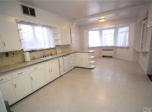5th image of 8051 188th St