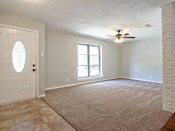 3rd image of 701 Westcliff Dr