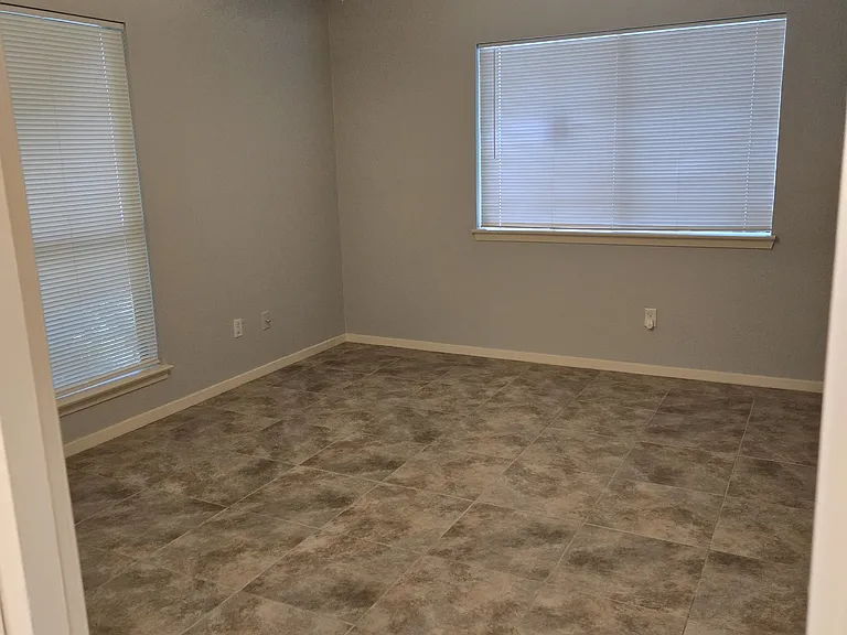 Teaberry Dr — Photo 20