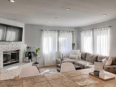 5th image of 1056 Bath Ln