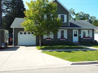 507 Manistique Ave, Manistique, MI 49854