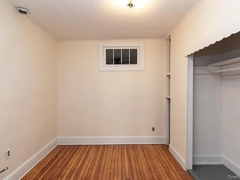 66 Main St — Photo 11