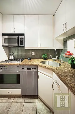 Sold by Halstead Real Estate | media 2