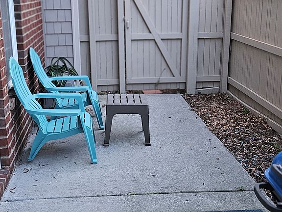 5th image of 5312 Elston Ln