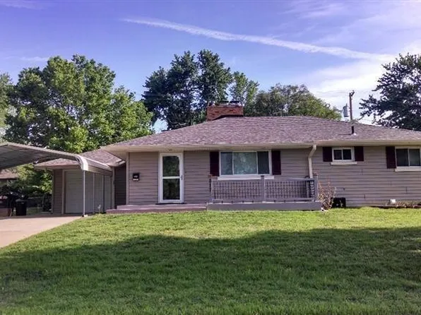 517 NE 12th St, Abilene, KS 67410