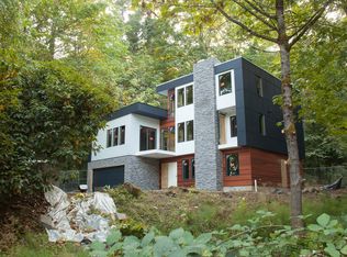 4352 E Mercer Way, Mercer Island, WA 98040