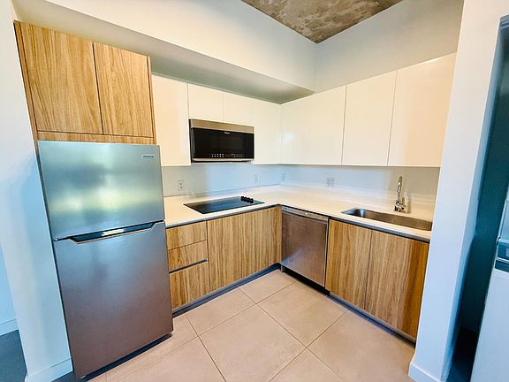 3rd image of 1159 NW 8th Ave #208