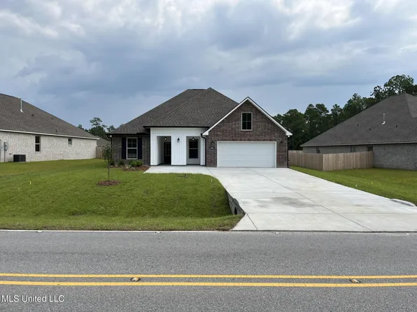 12088 Walker Rd, Ocean Springs, MS 39564