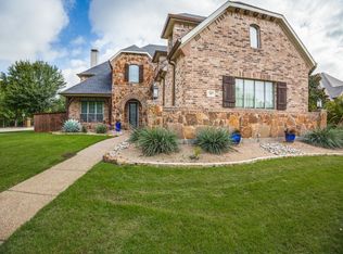 301 Foxcroft Ln, Keller, TX 76248