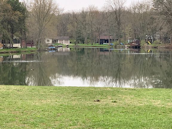 3rd image of 1701 E West Lake Dr