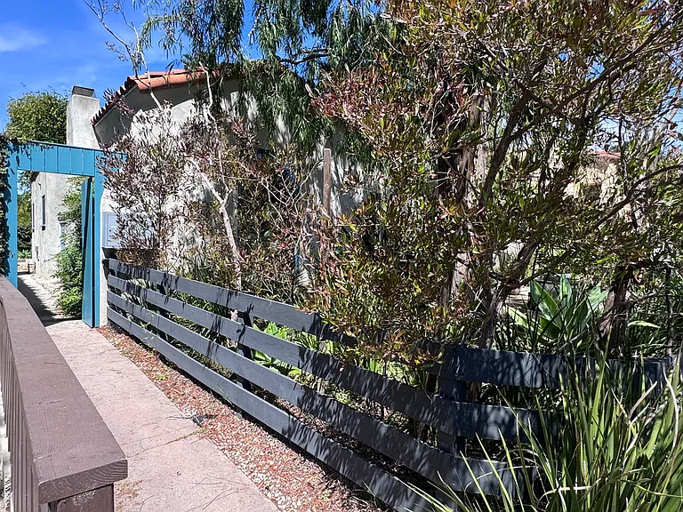 1043 Grant St #C — Photo 8