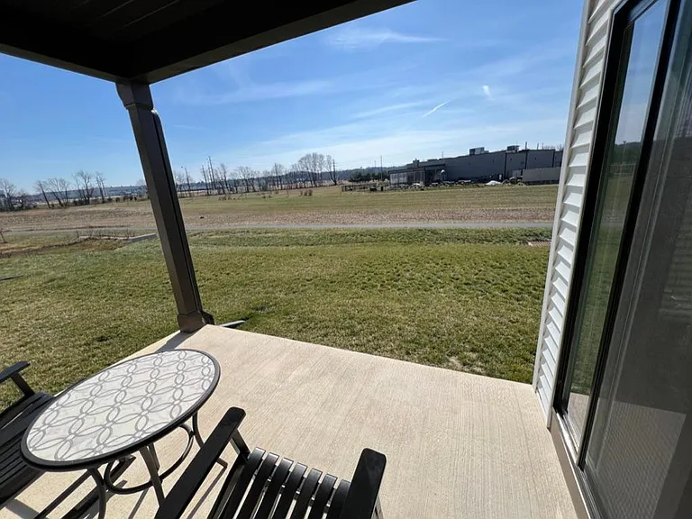106 Edge Towne Ln — Photo 17