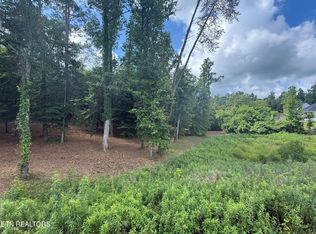 -93R Forest Creek Pkwy #3, Oak Ridge, TN 37830