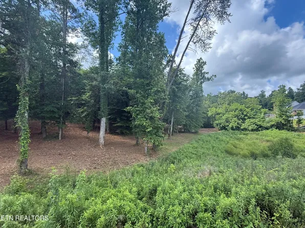-93R Forest Creek Pkwy #3, Oak Ridge, TN 37830