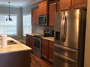 1648B Cambria Dr, Greenville, NC 27834